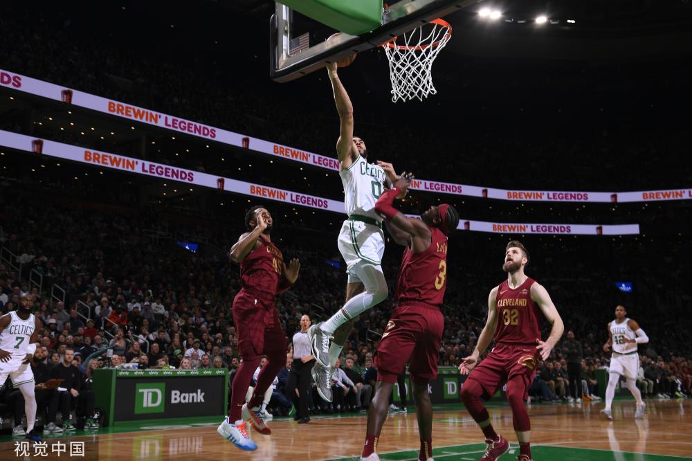 然嵌入显得 然嵌入显得