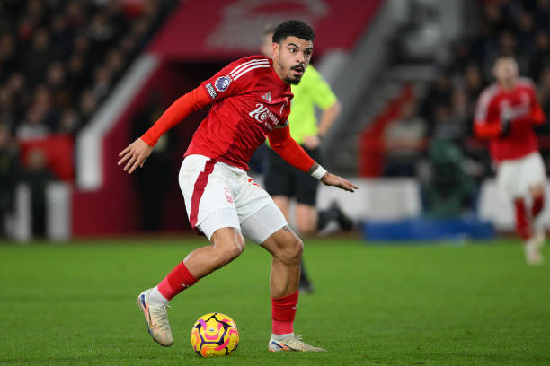 的后防核心 的后防核心